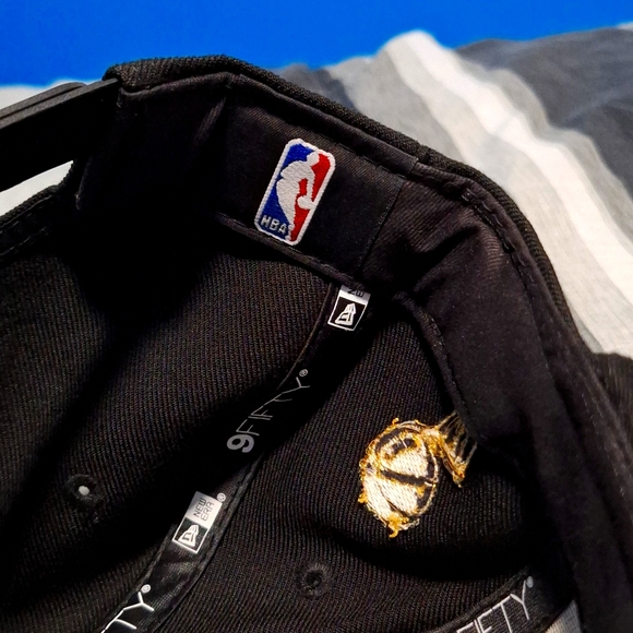 New Era 2019 Toronto Raptors Championship SnapBack - Picture 7 of 7